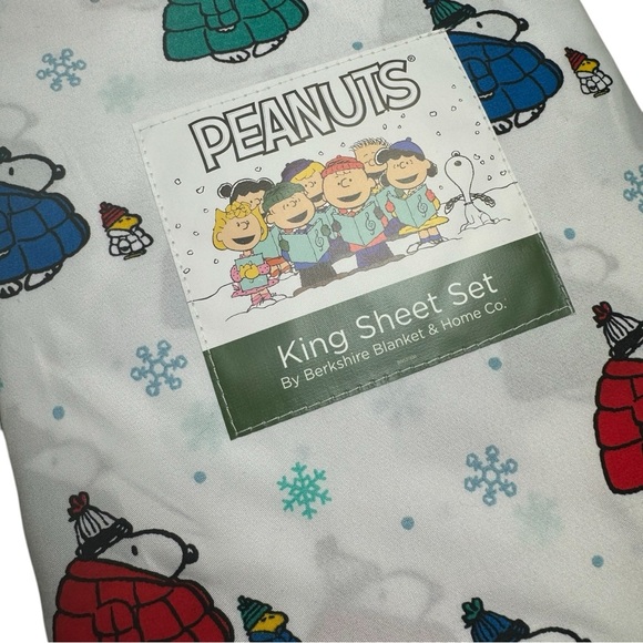 Peanuts Snoopy & Woodstock Puffer King Sheet Set - Snoopy Winter Theme Brand New - Picture 2 of 8